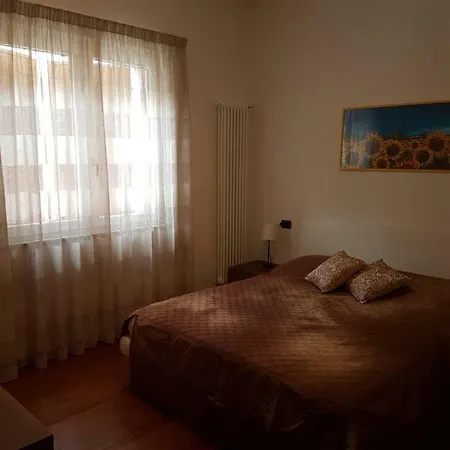 N. 5 Sole E Luna Apartment Costermano